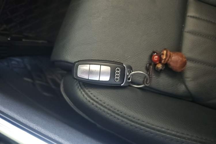 Used Audi A6L 2021 40 TFSI Luxury Prestige Edition Vehicle Key