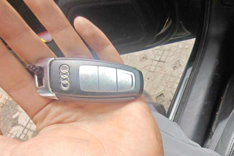 Used Audi A6L 2021 45 TFSI Prestige Elegant Edition Vehicle Key