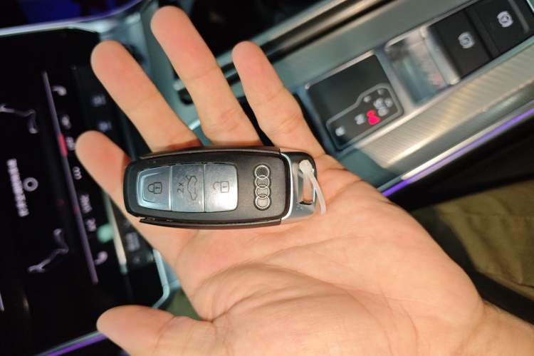 Used Audi A6L 2021 45 TFSI Prestige Elegant Edition Vehicle Key