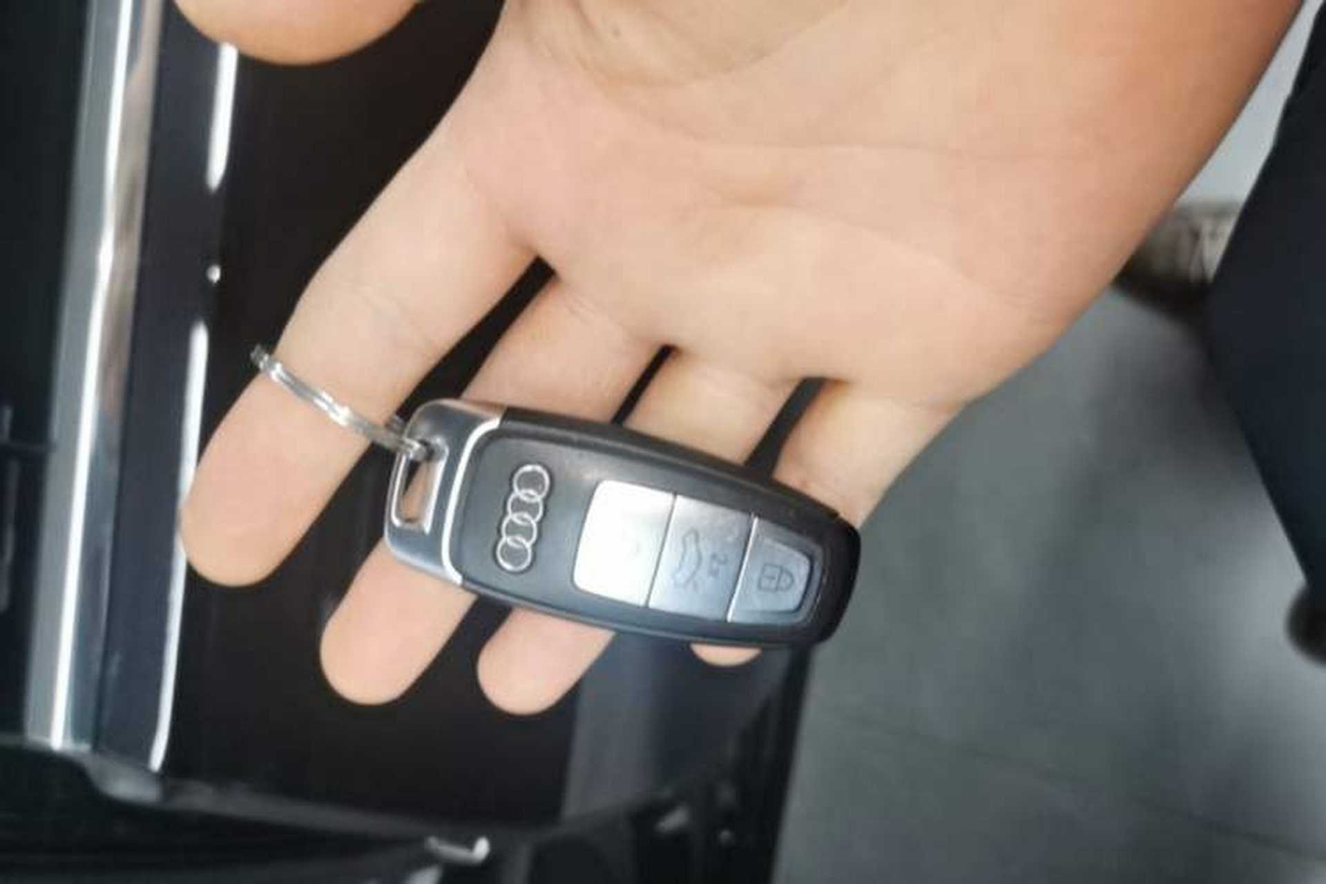 Used Audi A6L 2021 40 TFSI Luxury Prestige Edition Vehicle Key