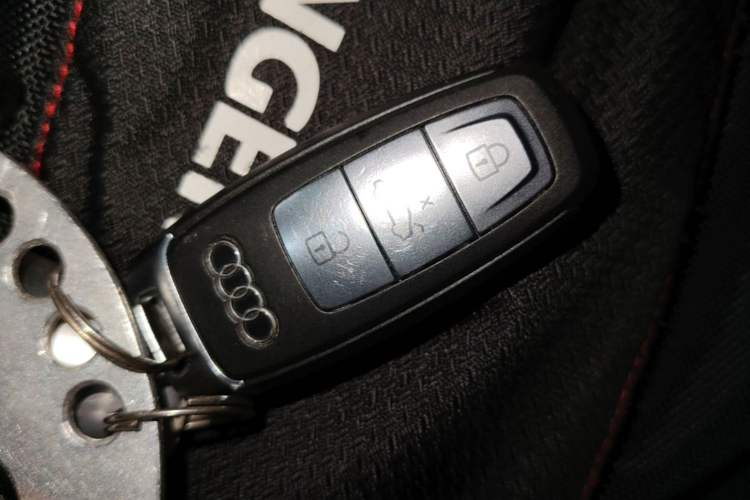 Used Audi A6L 2021 45 TFSI Prestige Dynamic Edition Vehicle Key