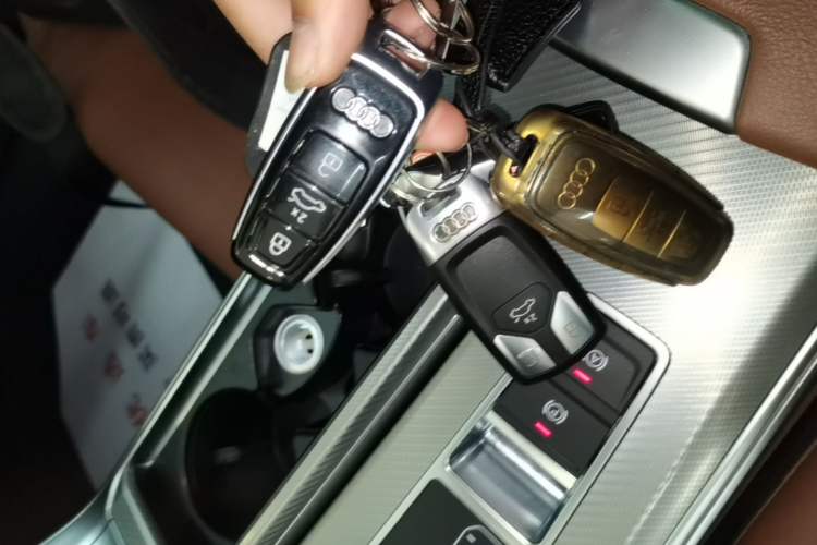 Used Audi A6L 2021 40 TFSI Luxury Prestige Edition Vehicle Key