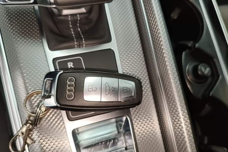 Used Audi A6L 2021 40 TFSI Luxury Dynamic Edition Vehicle Key