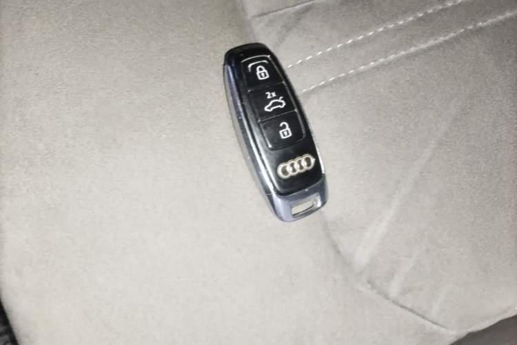 Used Audi A6L 2021 45 TFSI Prestige Dynamic Edition Vehicle Key