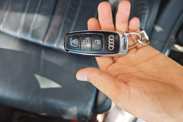 Used Audi A6L 2021 40 TFSI Luxury Prestige Edition Vehicle Key