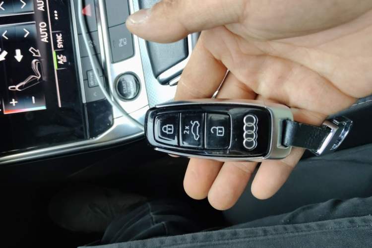 Used Audi A6L 2021 45 TFSI Enjoy Life Edition Vehicle Key