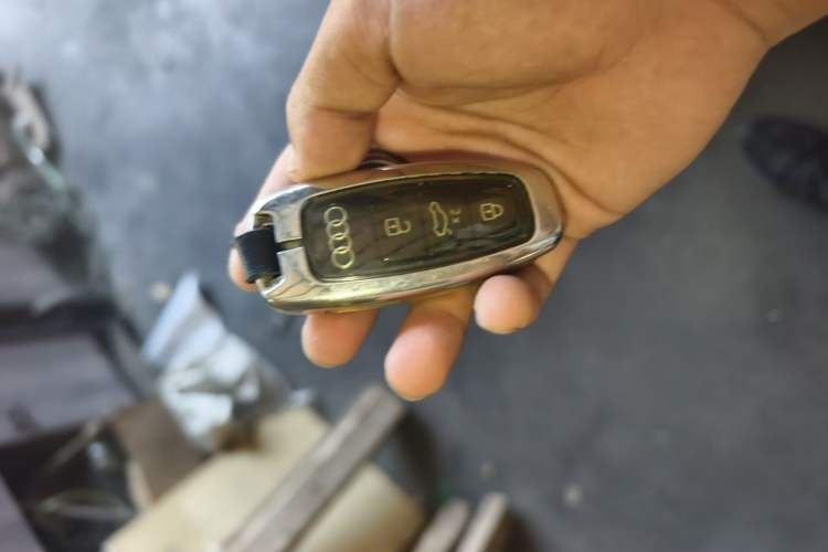Used Audi A6L 2021 45 TFSI Prestige Dynamic Edition Vehicle Key