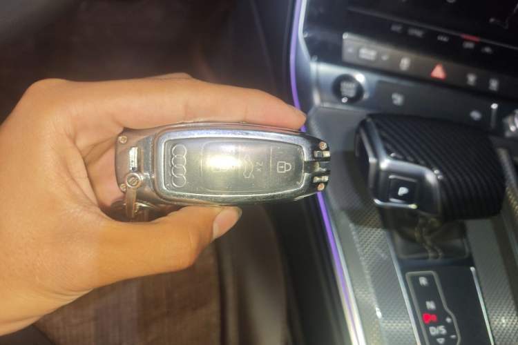 Used Audi A6L 2021 40 TFSI Luxury Dynamic Edition Vehicle Key
