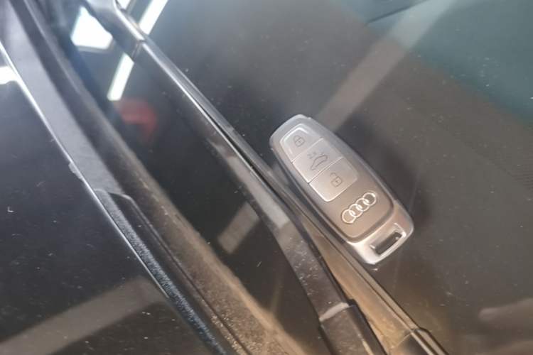 Used Audi A6L 2021 45 TFSI Prestige Elegant Edition Vehicle Key