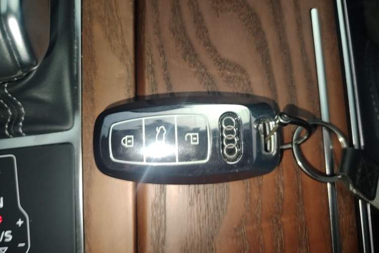 Used Audi A6L 2021 40 TFSI Luxury Dynamic Edition Vehicle Key