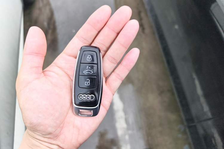 Used Audi A6L 2021 45 TFSI Prestige Elegant Edition Vehicle Key