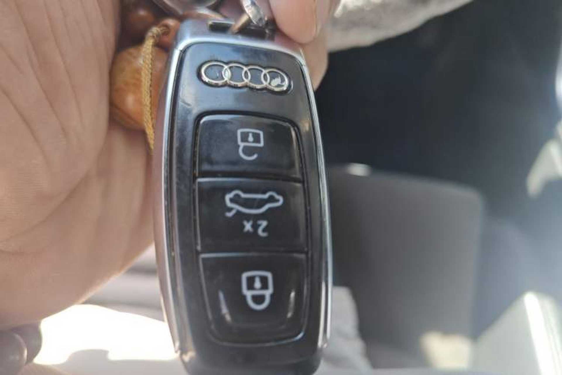 Used Audi A6L 2021 40 TFSI Luxury Dynamic Edition Vehicle Key