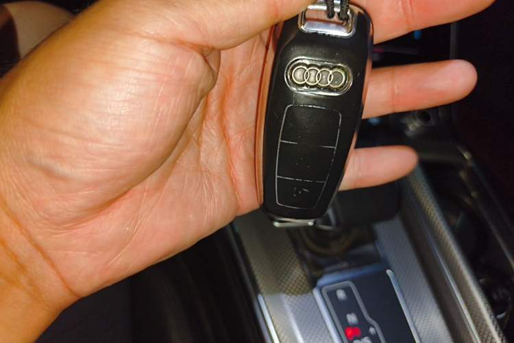 Used Audi A6L 2021 45 TFSI Enjoy Life Edition Vehicle Key
