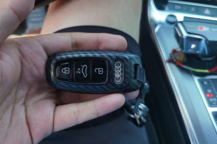 Used Audi A6L 2021 40 TFSI Luxury Dynamic Edition Vehicle Key