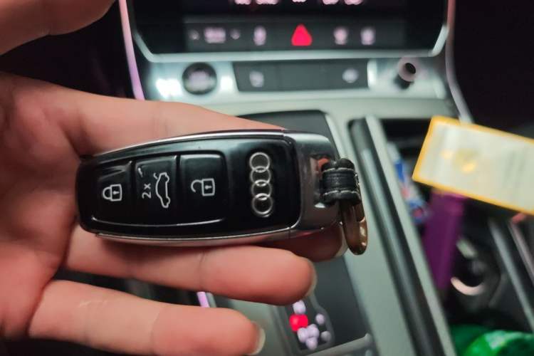 Used Audi A6L 2021 40 TFSI Luxury Prestige Edition Vehicle Key