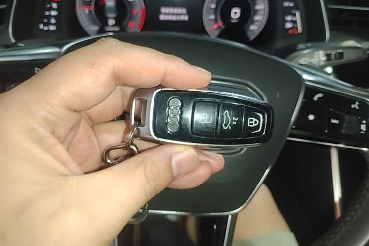 Used Audi A6L 2021 40 TFSI Luxury Prestige Edition Vehicle Key