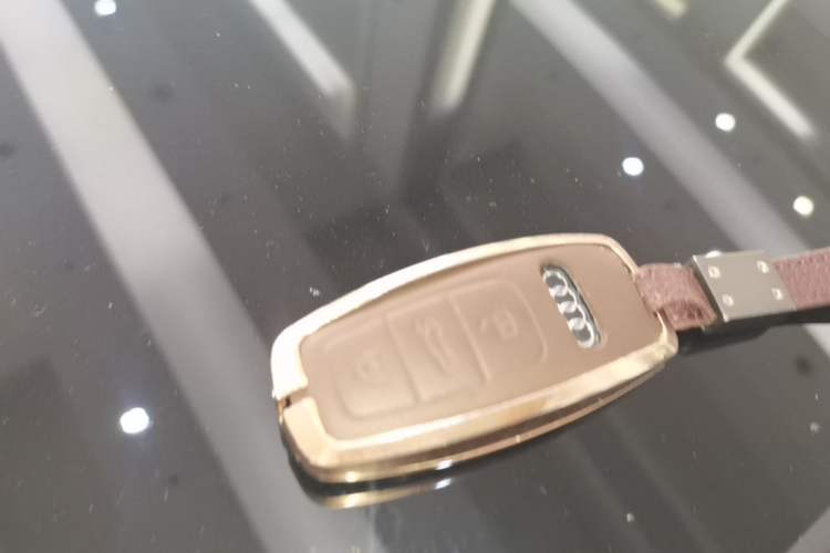 Used Audi A6L 2021 40 TFSI Luxury Prestige Edition Vehicle Key