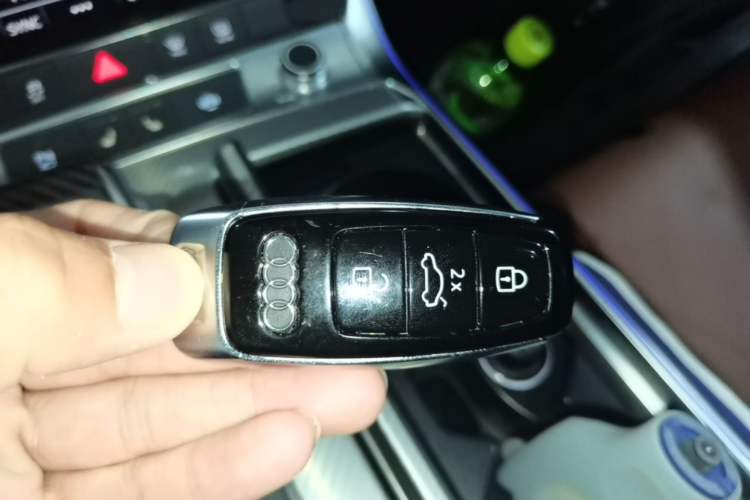Used Audi A6L 2021 45 TFSI Prestige Elegant Edition Vehicle Key