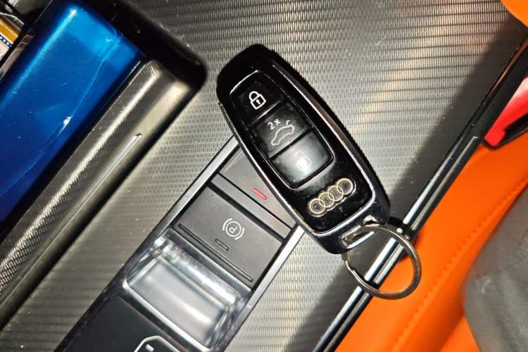 Used Audi A6L 2021 45 TFSI Prestige Elegant Edition Vehicle Key