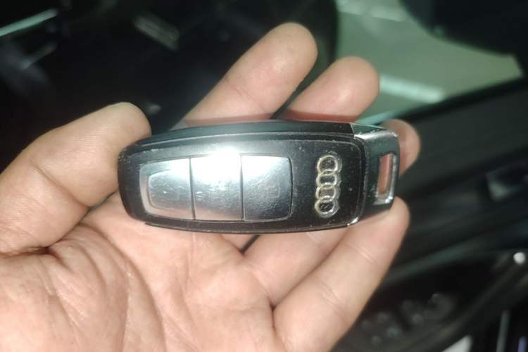Used Audi A6L 2021 40 TFSI Luxury Dynamic Edition Vehicle Key
