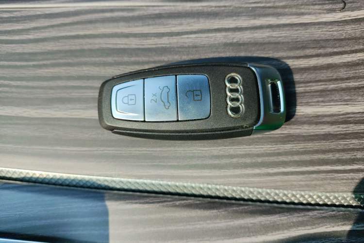 Used Audi A6L 2021 40 TFSI Luxury Dynamic Edition Vehicle Key