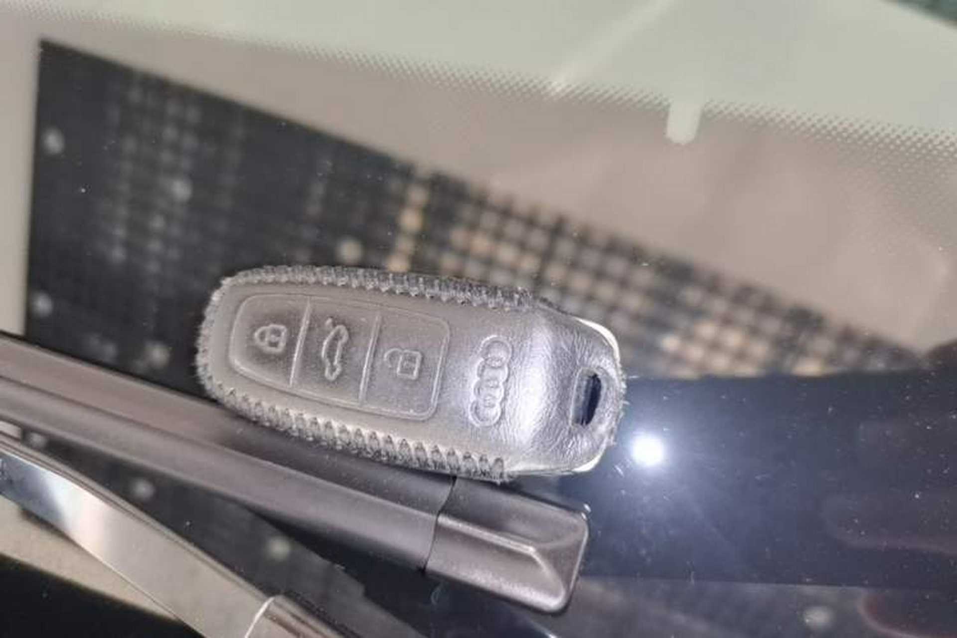 Used Audi A6L 2021 45 TFSI quattro Prestige Elegant Edition Vehicle Key