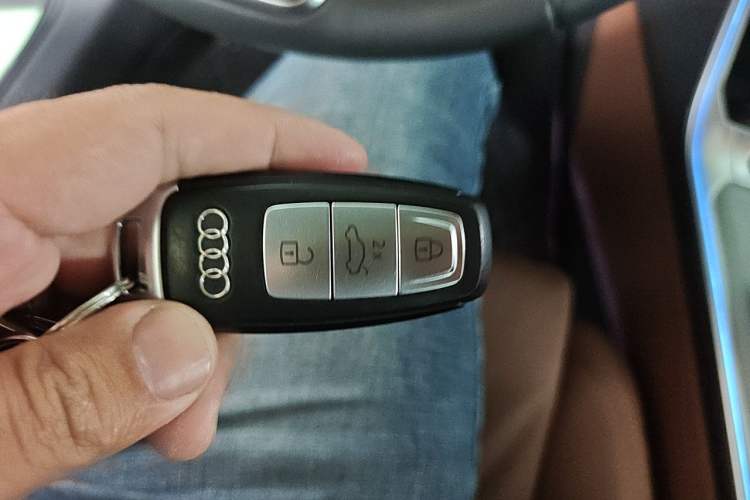 Used Audi A6L 2021 40 TFSI Luxury Dynamic Edition Vehicle Key