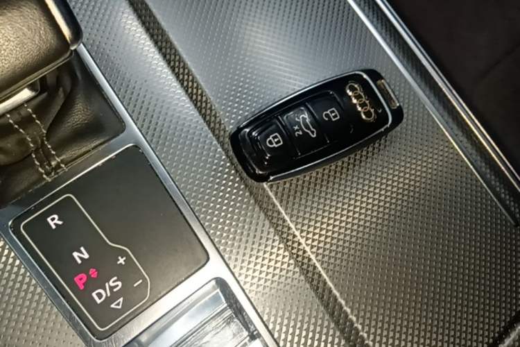 Used Audi A6L 2021 40 TFSI Luxury Dynamic Edition Vehicle Key