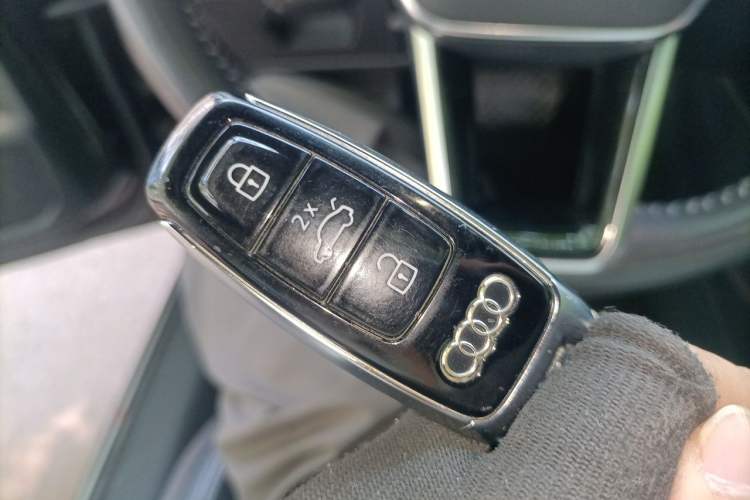 Used Audi A6L 2021 40 TFSI Luxury Dynamic Edition Vehicle Key
