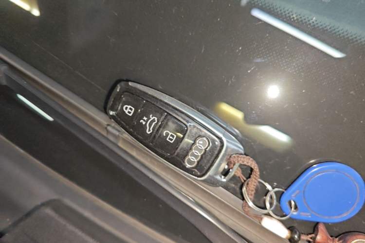 Used Audi A6L 2021 40 TFSI Luxury Prestige Edition Vehicle Key