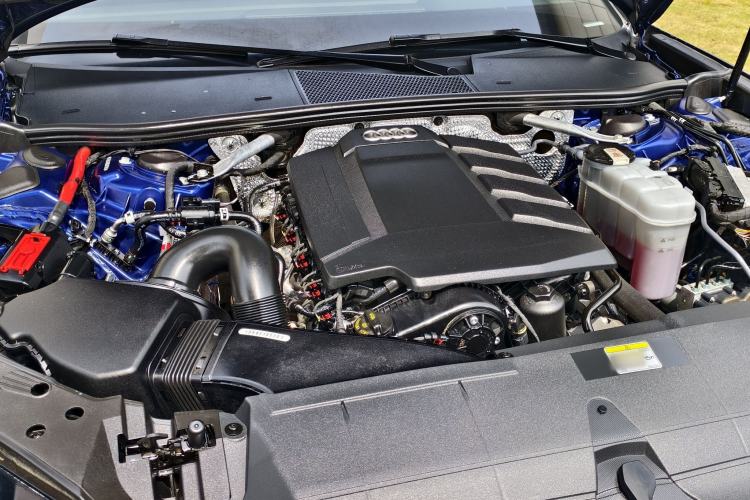 Used Audi A6L 2021 40 TFSI Luxury Dynamic Edition Engine Bay