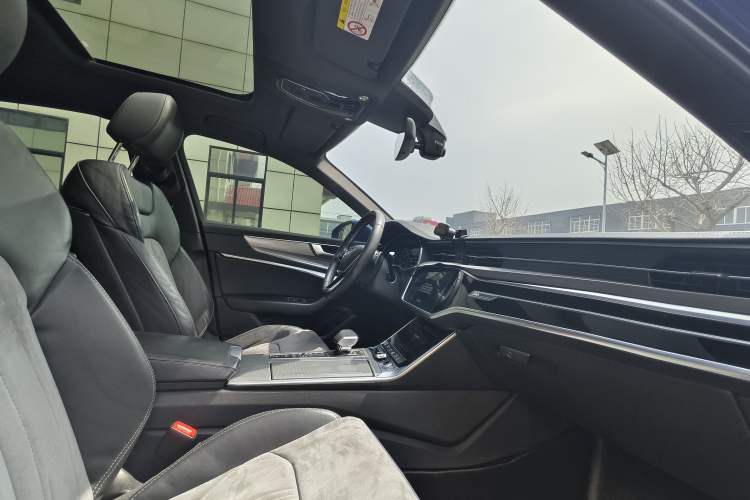 Used Audi A6L 2021 40 TFSI Luxury Dynamic Edition Interior 11