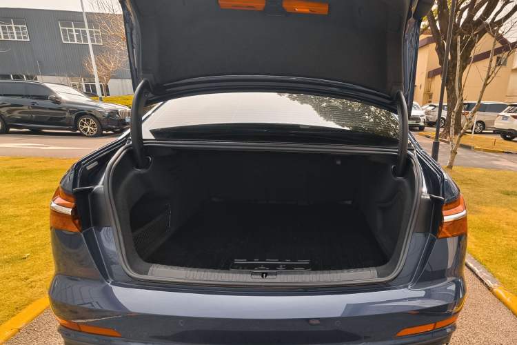 Used Audi A6L 2021 40 TFSI Luxury Dynamic Edition Trunk