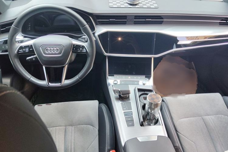 Used Audi A6L 2021 40 TFSI Luxury Dynamic Edition Center Console