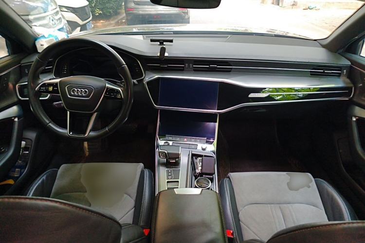 Used Audi A6L 2021 45 TFSI quattro Prestige Dynamic Edition Center Console