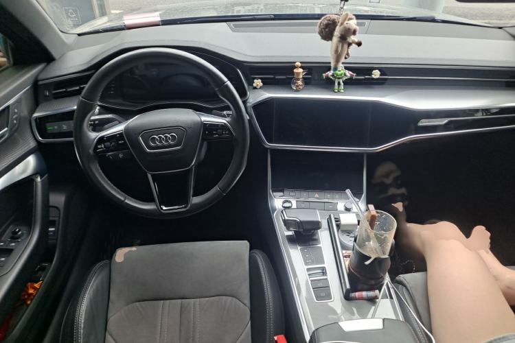 Used Audi A6L 2021 45 TFSI Prestige Dynamic Edition Center Console
