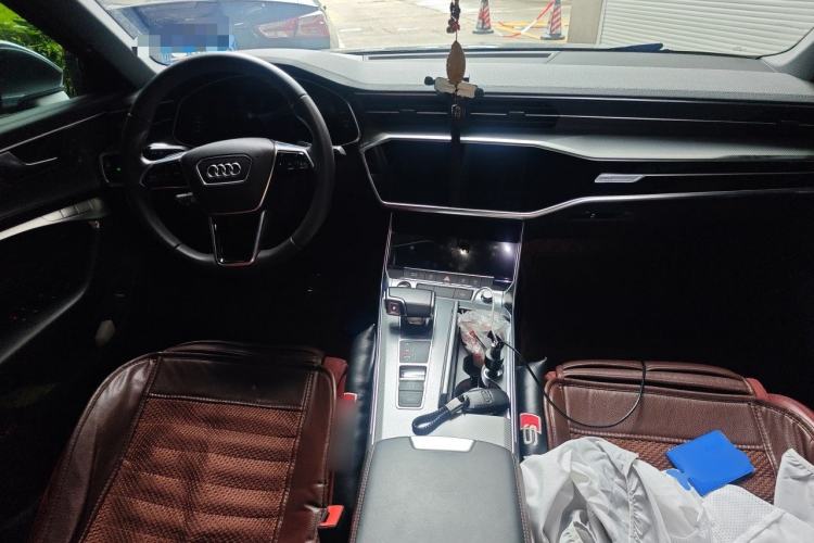 Used Audi A6L 2021 45 TFSI Enjoy Life Edition Center Console