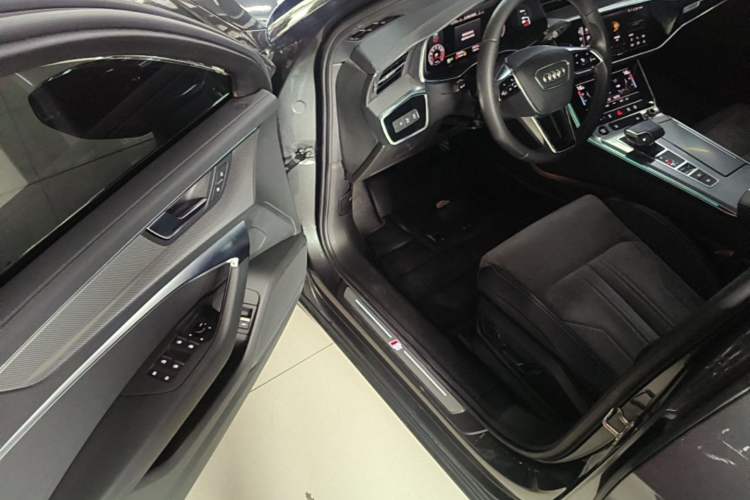 Used Audi A6L 2021 40 TFSI Luxury Dynamic Edition Driver Seat