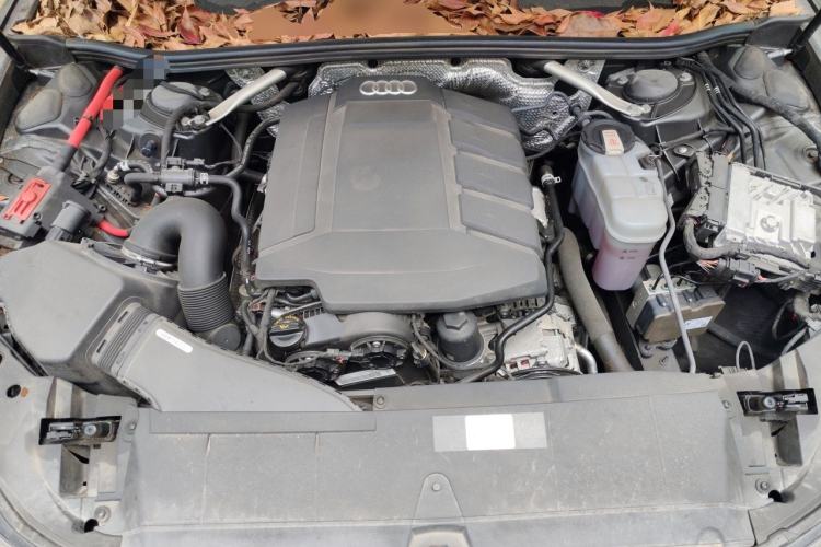 Used Audi A6L 2021 40 TFSI Luxury Dynamic Edition Engine Bay
