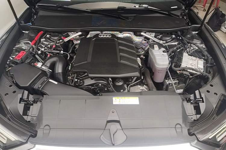 Used Audi A6L 2021 45 TFSI Prestige Dynamic Edition Engine Bay