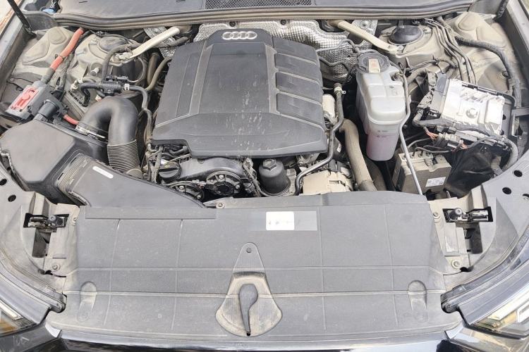 Used Audi A6L 2021 40 TFSI Luxury Dynamic Edition Engine Bay