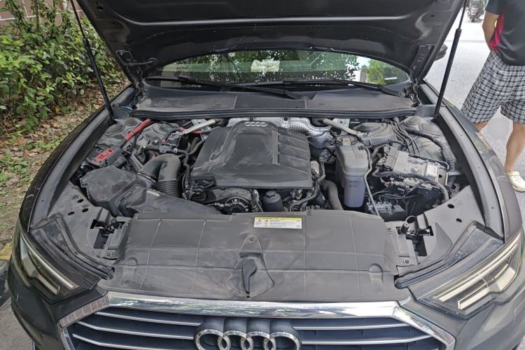Used Audi A6L 2021 40 TFSI Luxury Dynamic Edition Engine Bay