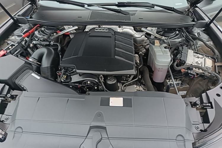 Used Audi A6L 2021 45 TFSI Prestige Dynamic Edition Engine Bay