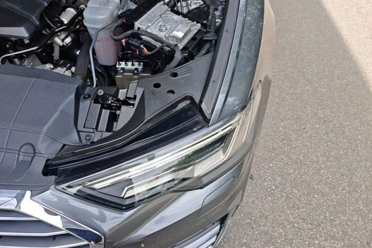 Used Audi A6L 2021 45 TFSI quattro Prestige Dynamic Edition Engine Bay Left