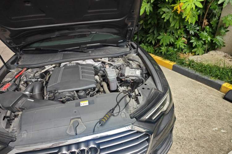 Used Audi A6L 2021 45 TFSI Enjoy Life Edition Engine Bay Left