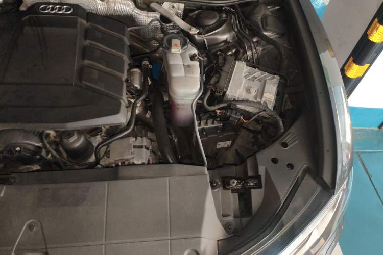 Used Audi A6L 2021 45 TFSI Prestige Dynamic Edition Engine Bay Left