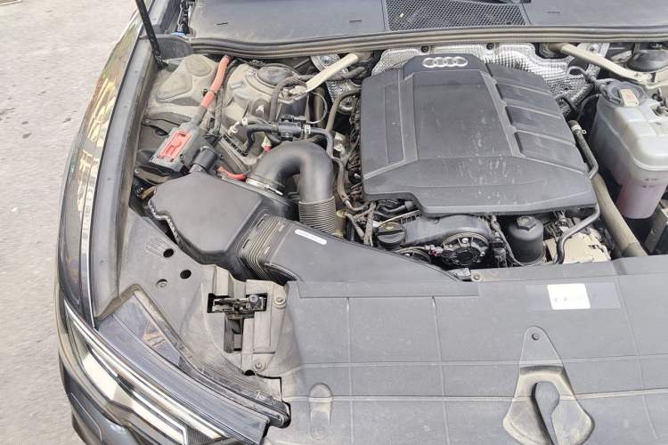 Used Audi A6L 2021 40 TFSI Luxury Dynamic Edition Engine Bay Right
