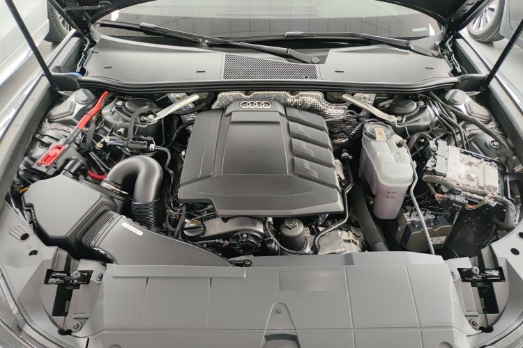 Used Audi A6L 2021 45 TFSI Enjoy Life Edition Engine Bay