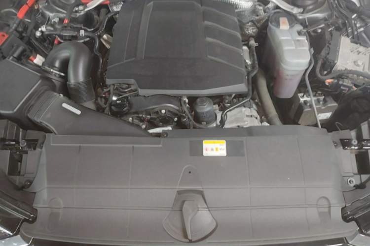 Used Audi A6L 2021 45 TFSI Prestige Dynamic Edition Engine Bay