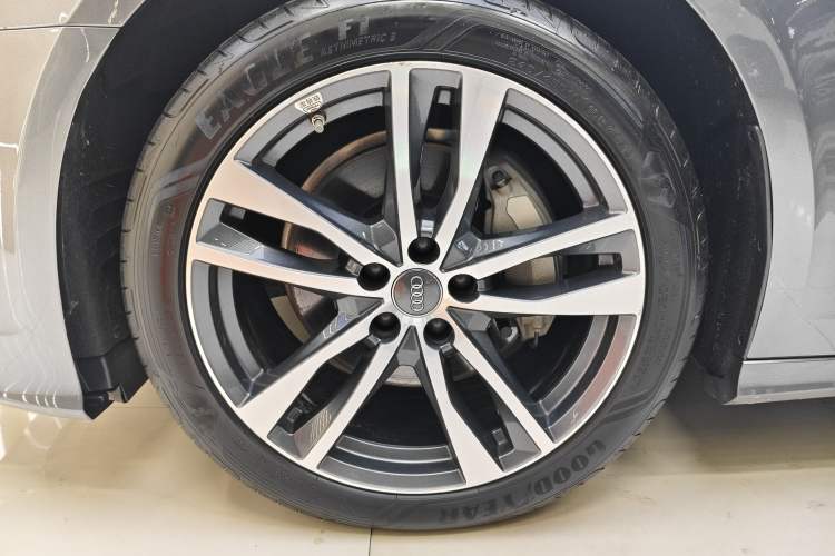 Used Audi A6L 2021 40 TFSI Luxury Dynamic Edition Exterior 5